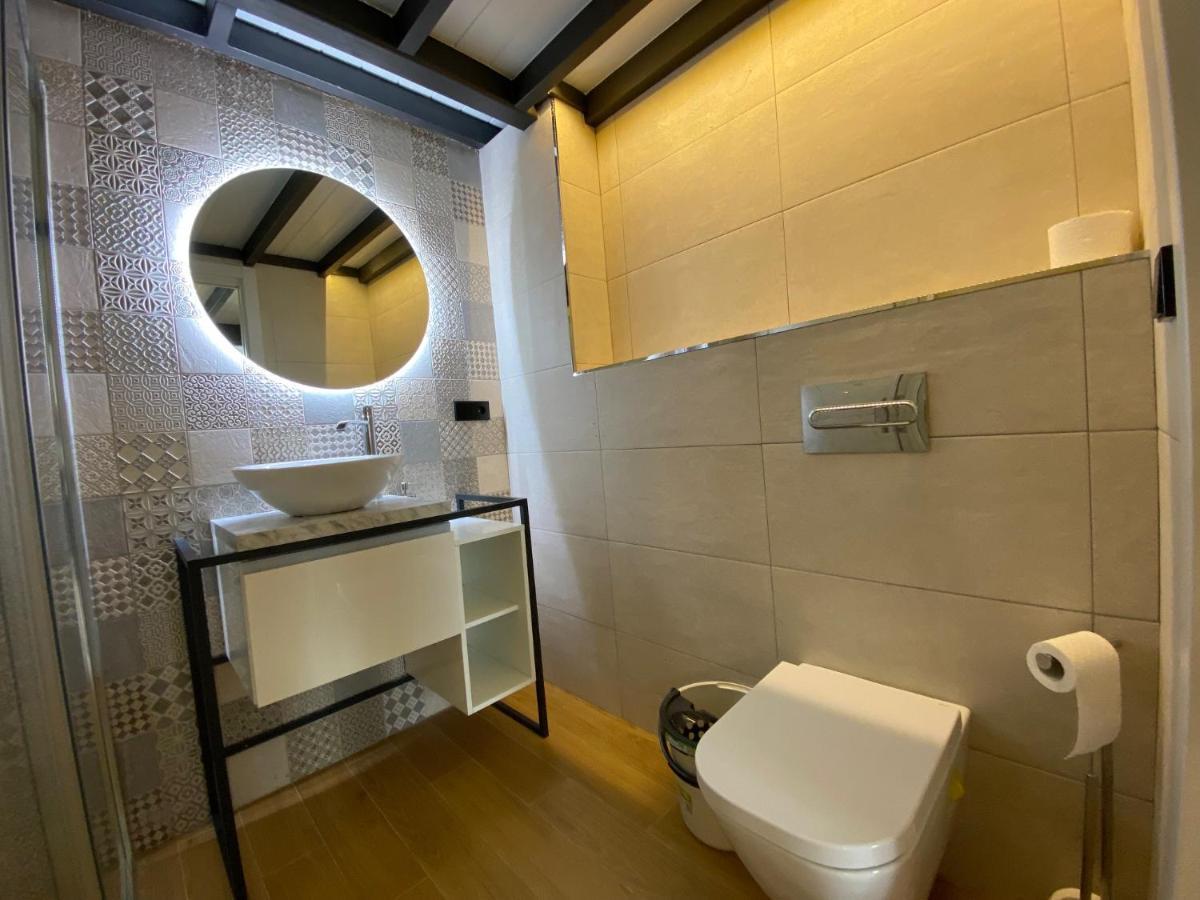 Apartament Loft Laura Nervion Sewilla Zewnętrze zdjęcie