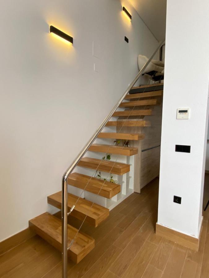 Apartament Loft Laura Nervion Sewilla Zewnętrze zdjęcie